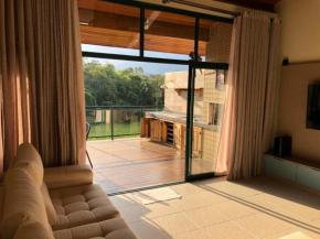 Linda Casa em condomínio Juquehy barra do una - São Sebastião piscina, wi-fi, churrasqueira
